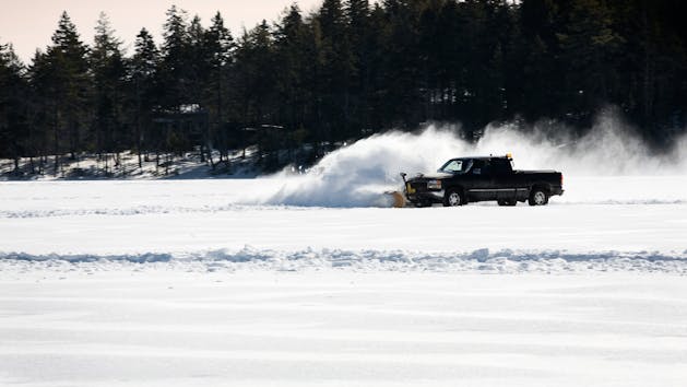 Landscapers: Weather the Risks of Snow Removal Season